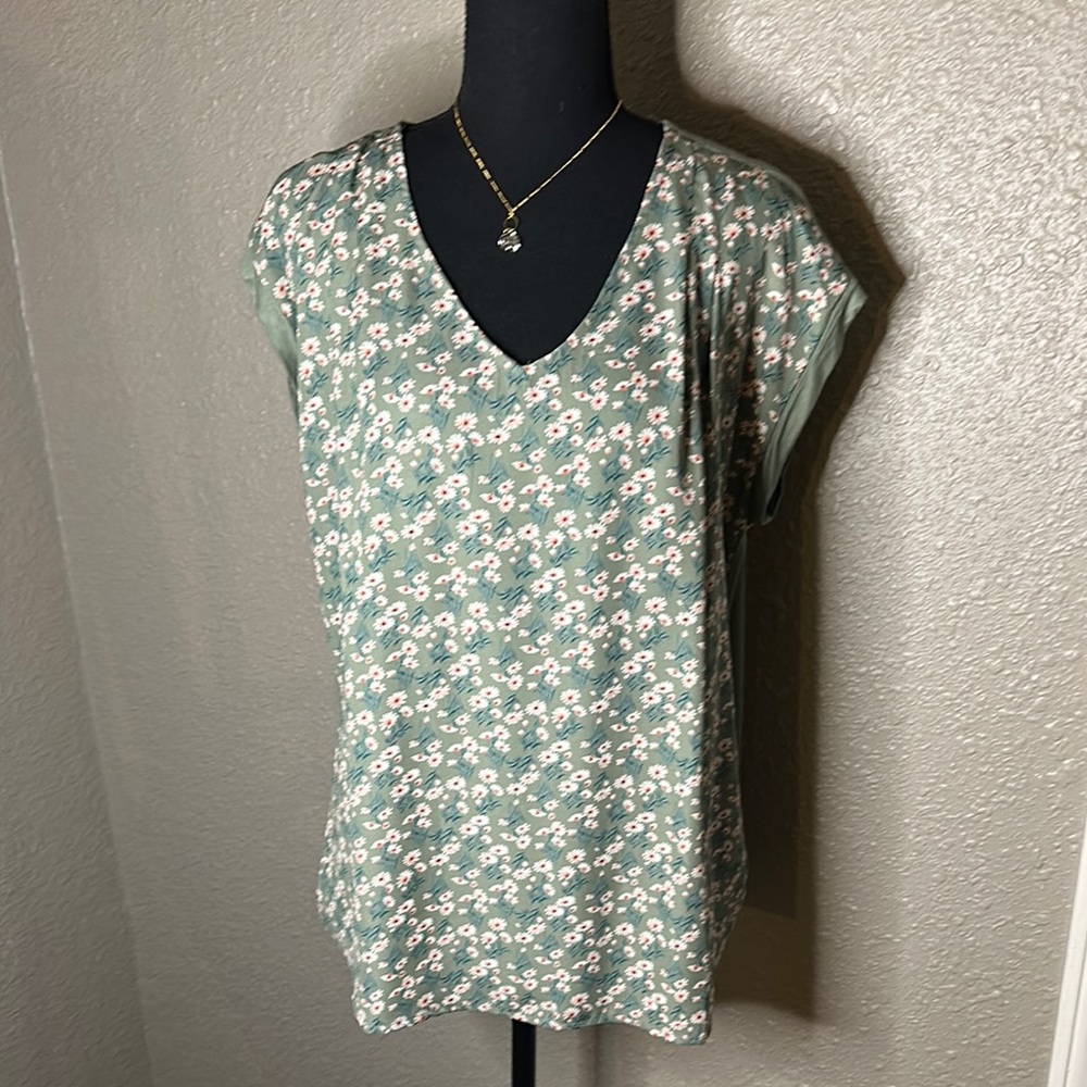 NWT Papermoon Green and White Cap Sleeve Relaxed Blouse‎